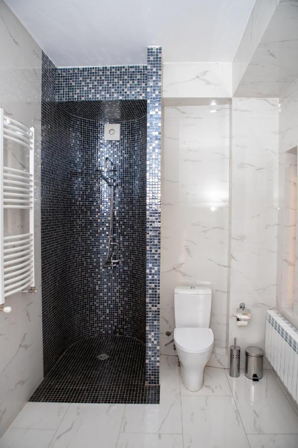 Legend Hotel Tbilisi Luaran gambar
