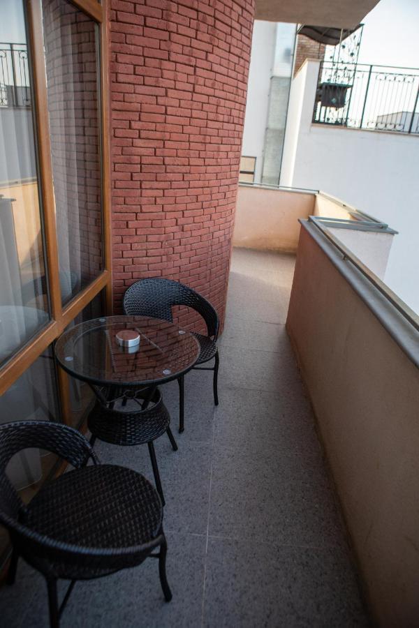 Legend Hotel Tbilisi Luaran gambar