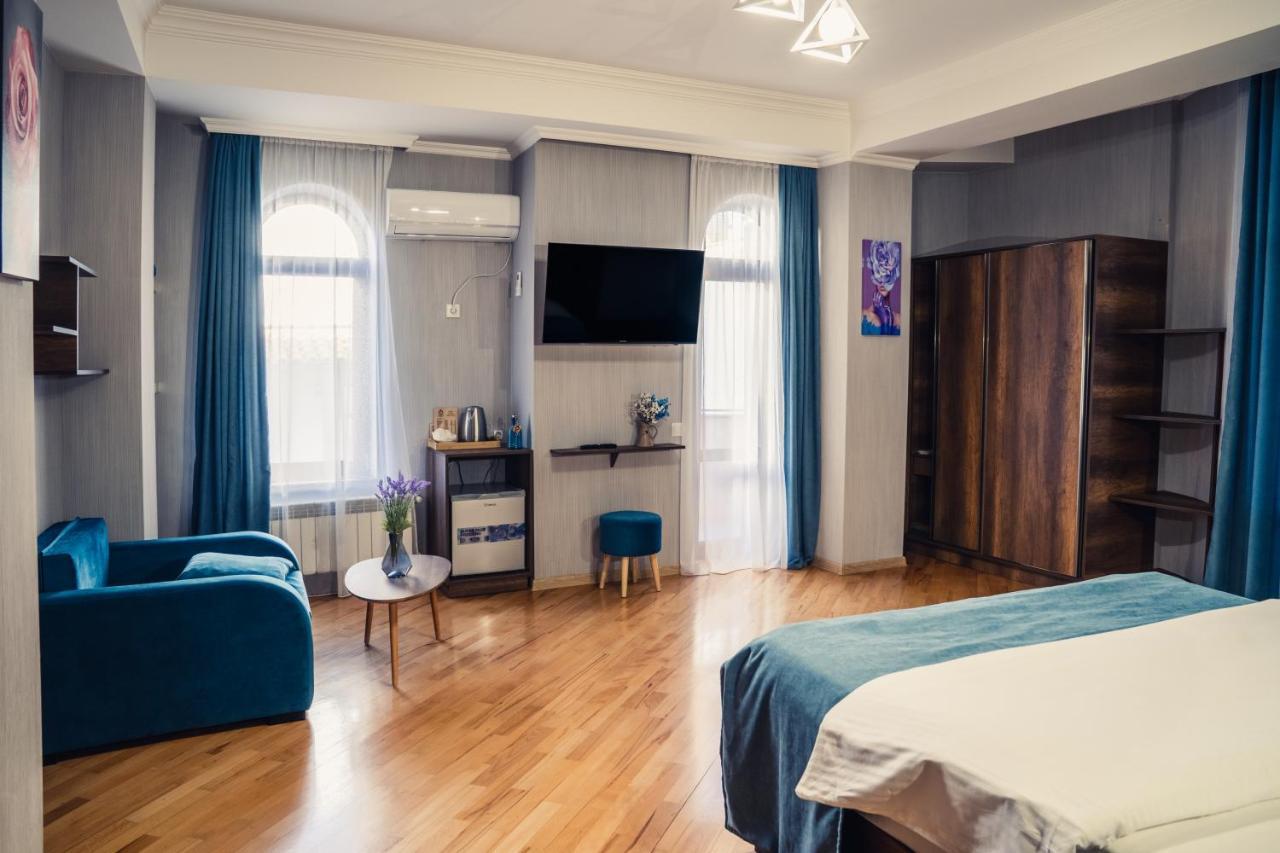 Legend Hotel Tbilisi Luaran gambar